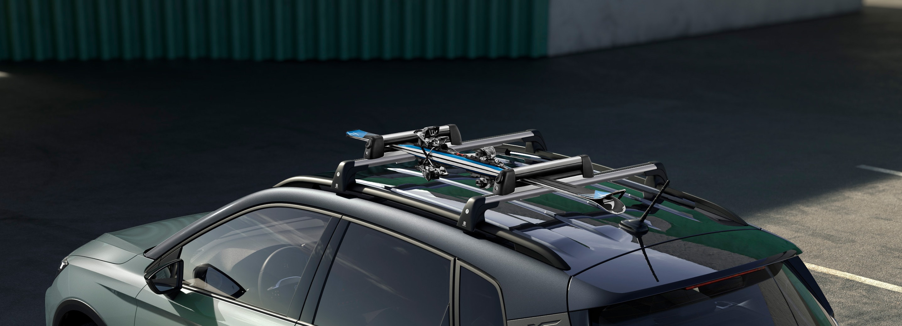 Erityisesti SEAT Aronalle suunniteltujen lisävarusteiden valikoima sisältää rohkeita muotoiluja, jotka rohkaisevat sinua tekemään juuri sitä mitä rakastat.