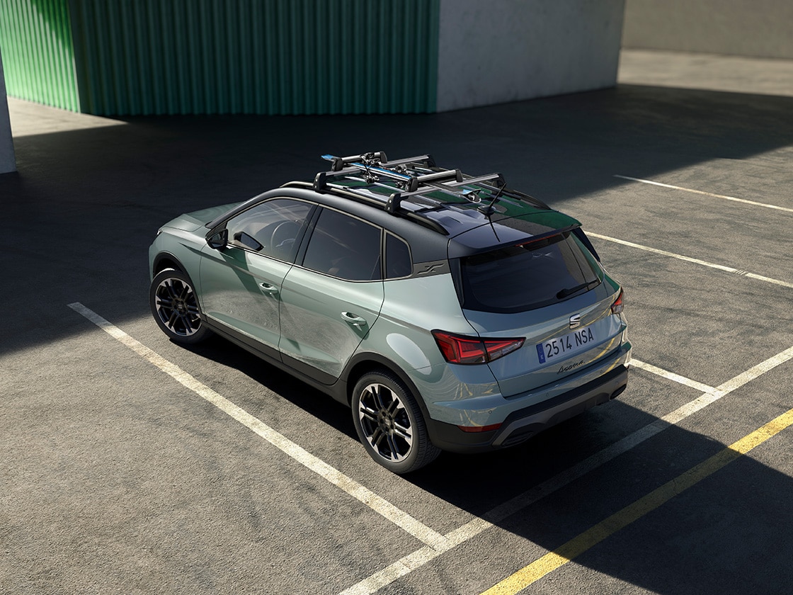 SEAT Aronaan kiinnitetty suksiteline