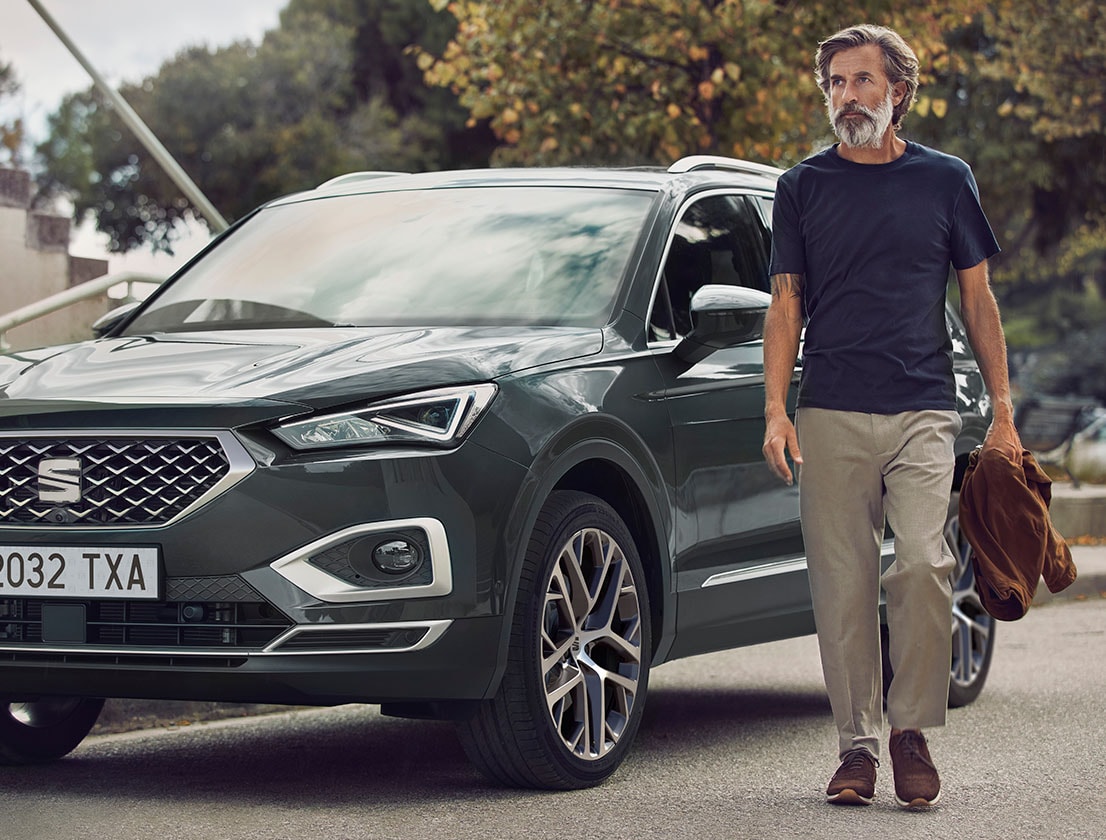 Uusi SEAT Tarraco XPERIENCE, jossa sumuvalot  