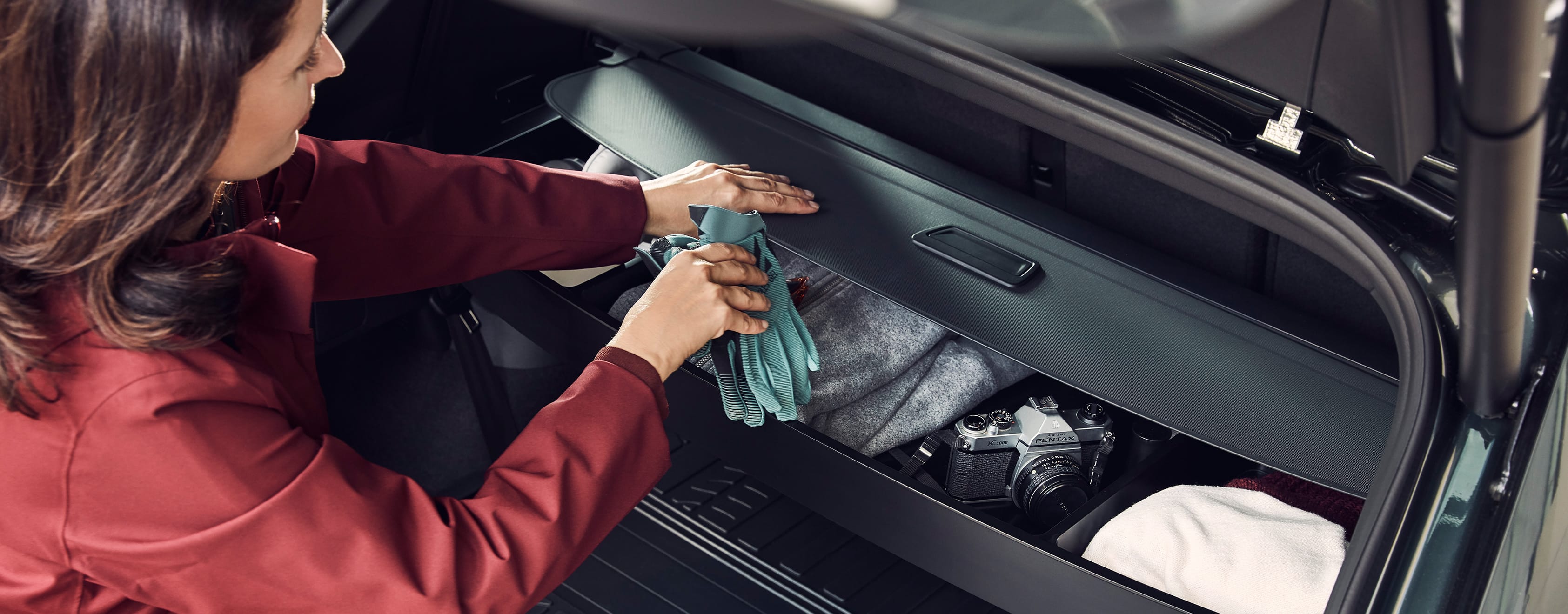 SEAT Tarraco Tavaratilan ylähylly
